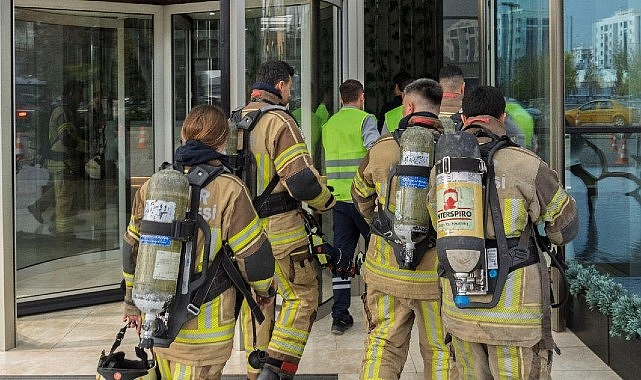 İzmir’in gökdelenler bölgesinde yangın tatbikatı